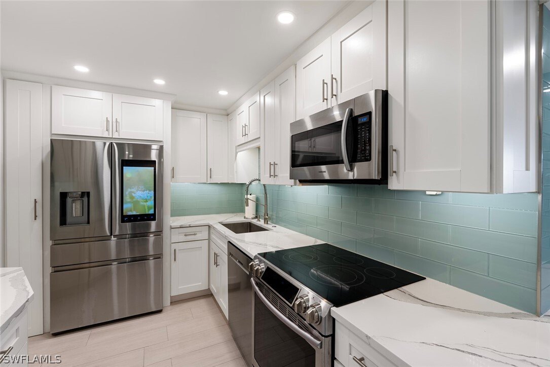 Condo in Naples, Florida, United States 4 - 16236115