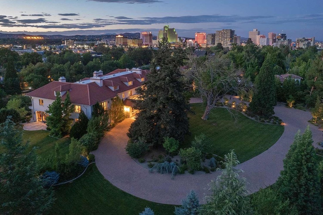 House in Reno, Nevada, United States 1 - 16233484
