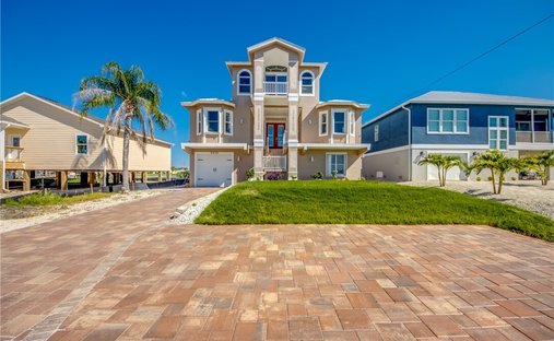 House in Saint James City, Florida, United States 1