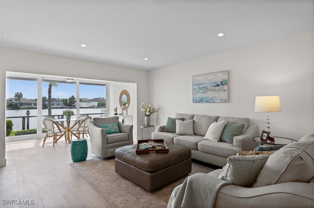 Condo in Naples, Florida, United States 5 - 16236039