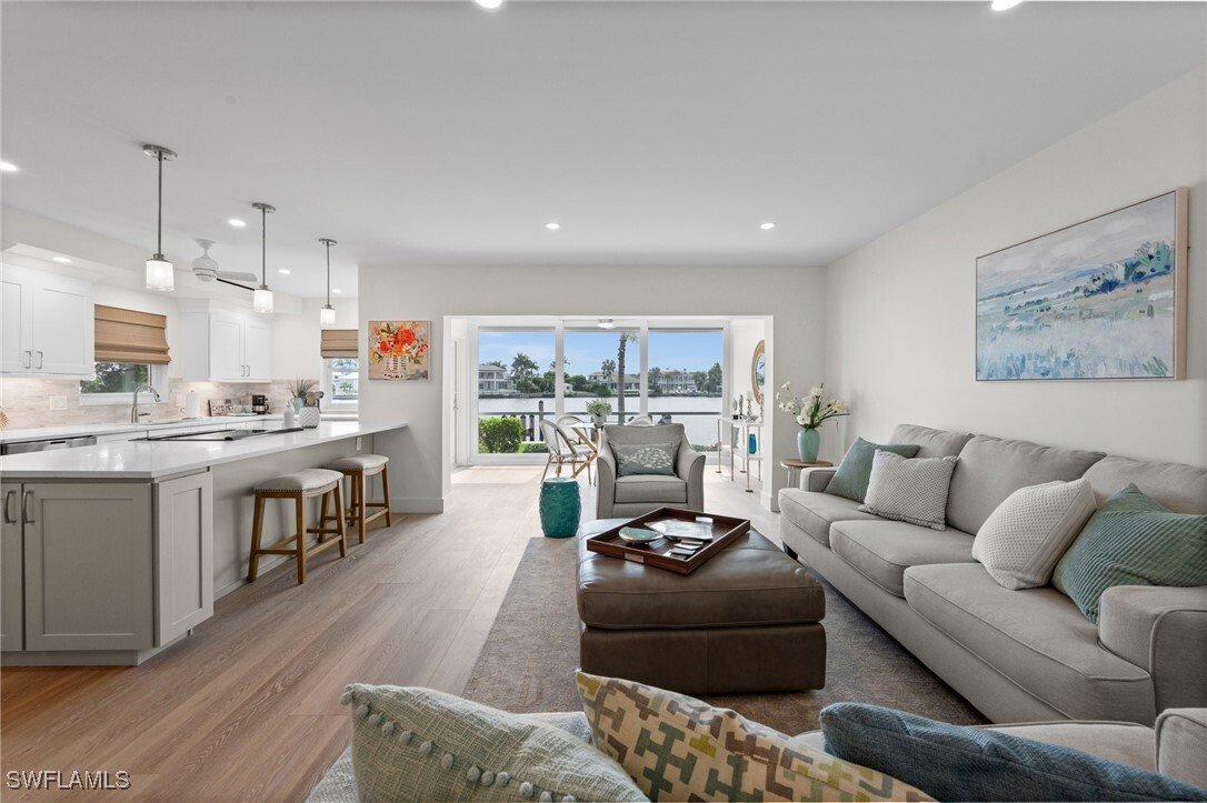 Condo in Naples, Florida, United States 4 - 16236039