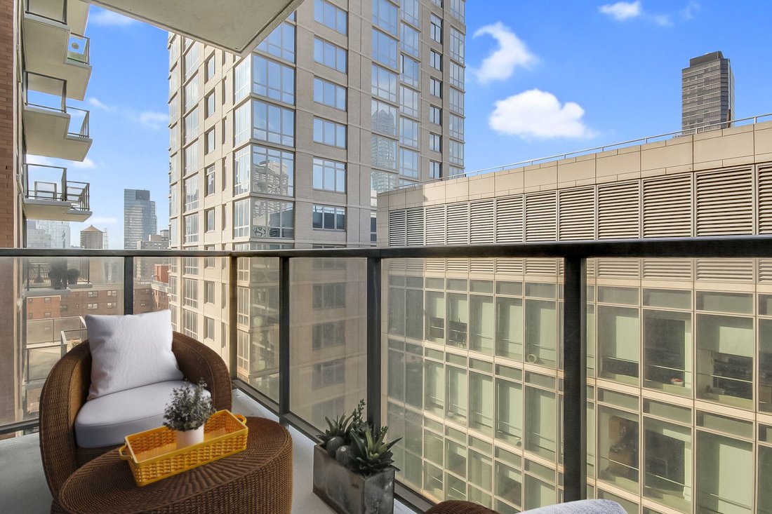 Condo in New York, New York, United States 2 - 16233256