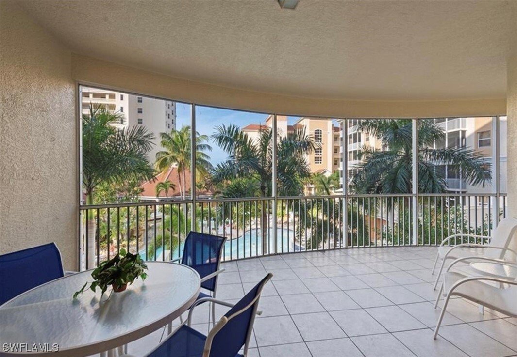 Condo in Naples, Florida, United States 5 - 16233923