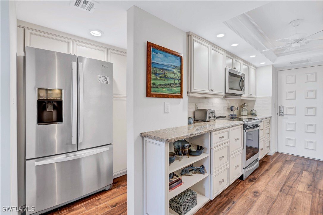 Condo in Naples, Florida, United States 5 - 16236250
