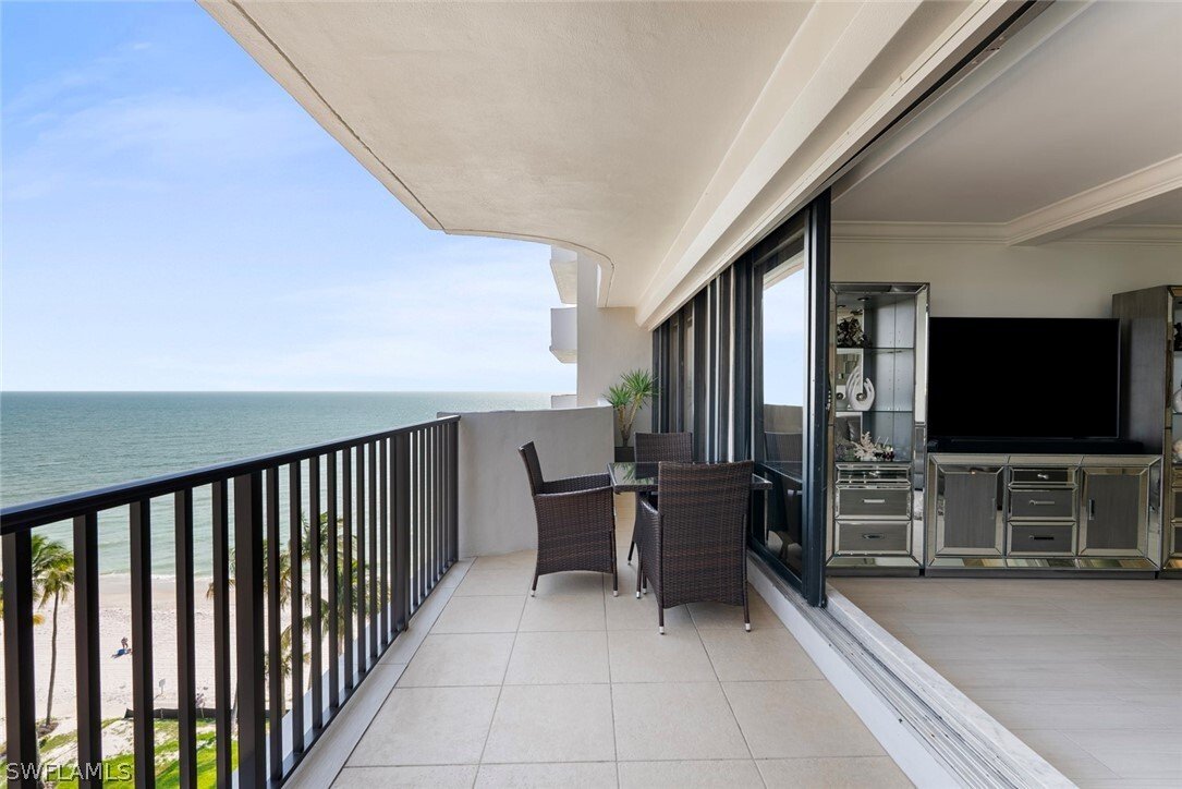 Condo in Naples, Florida, United States 2 - 16236115