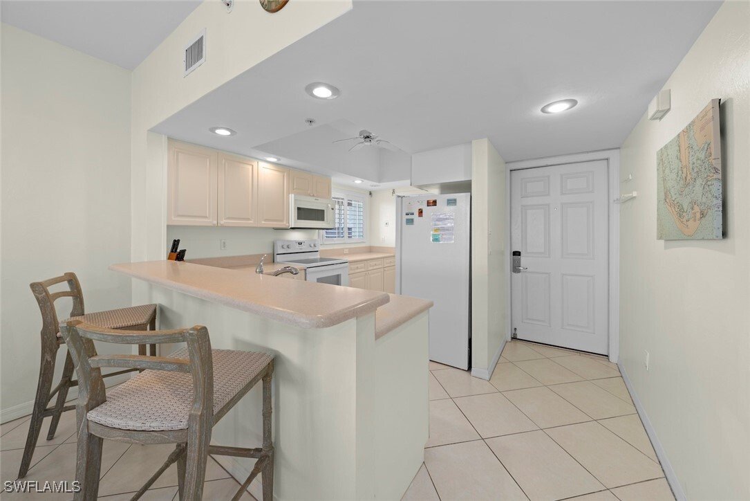 Condo in Sanibel, Florida, United States 5 - 16235105