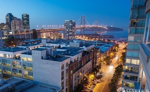 Condo in San Francisco, California, United States 1