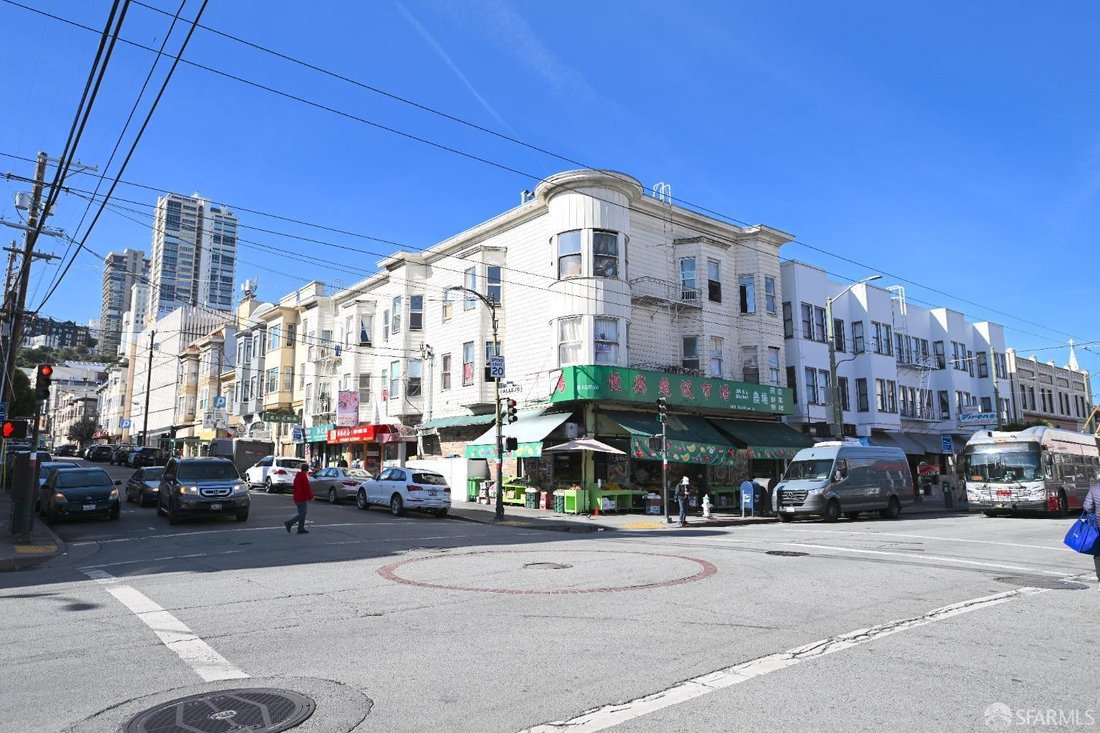 San Francisco, California, United States 1 - 16232589