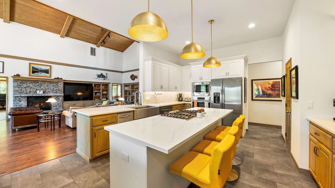 House in Portola, California, United States 5 - 16233314
