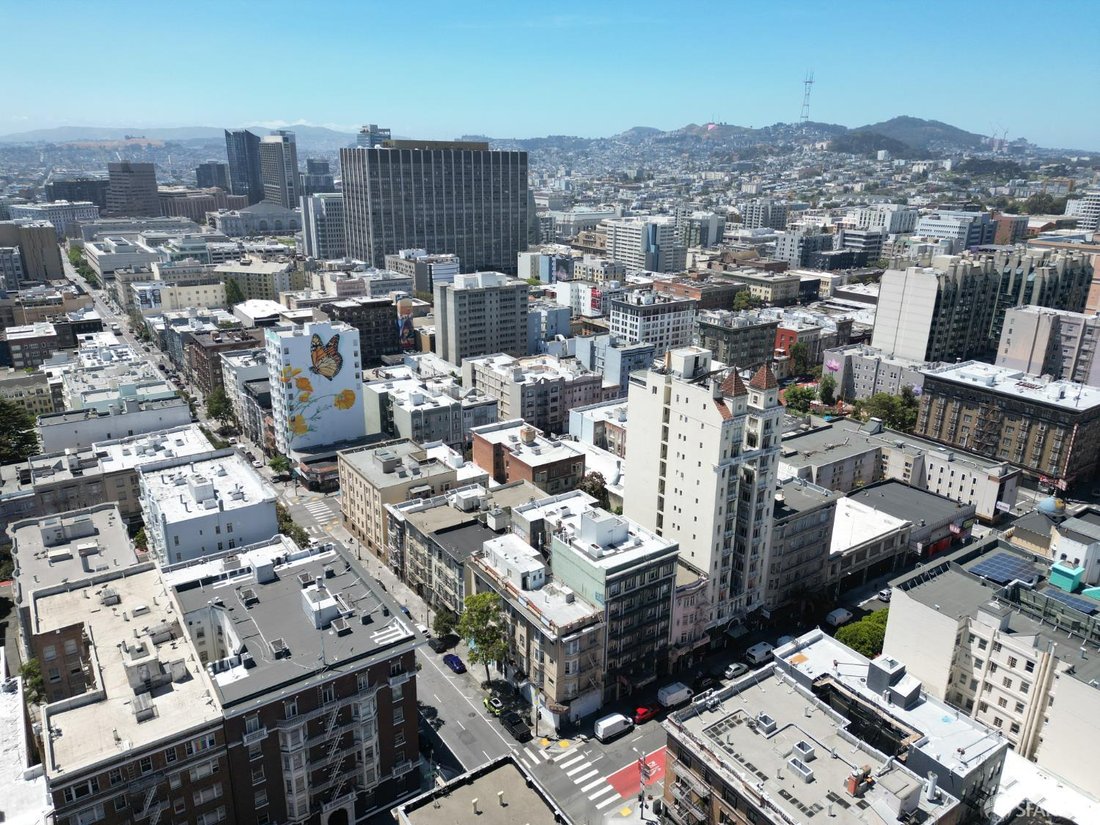 San Francisco, California, United States 4 - 16232541