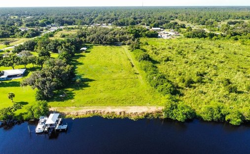 House in Alva, Florida, United States 1
