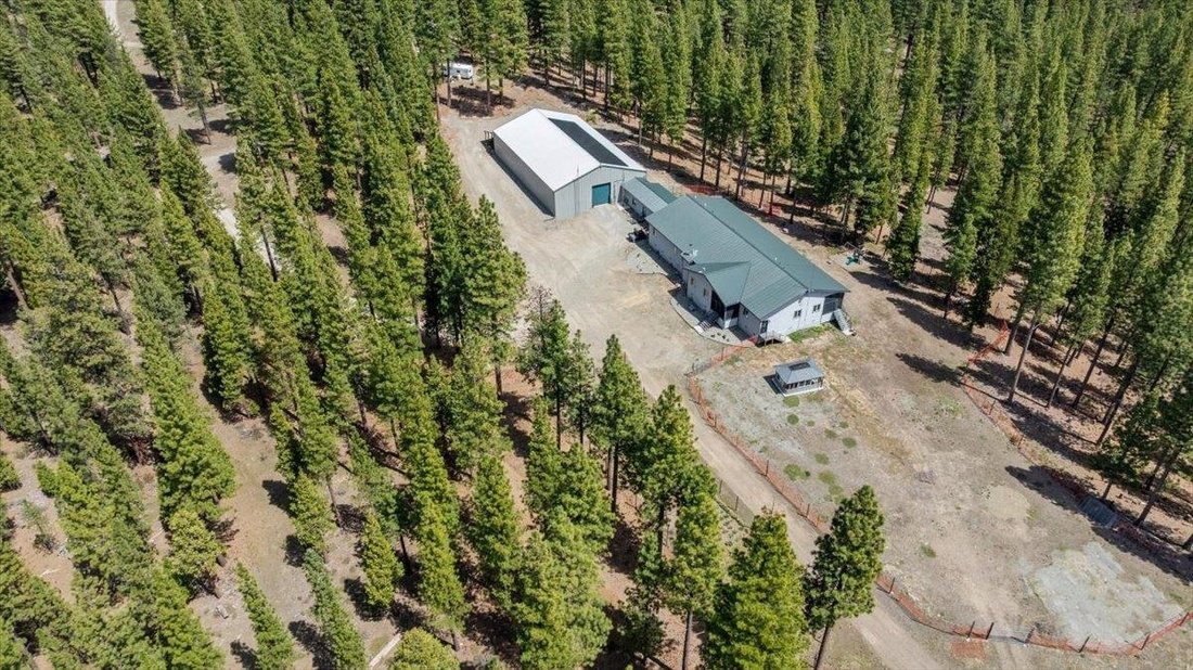 House in Portola, California, United States 2 - 16233503
