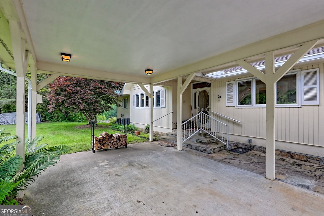 House in Dillard, Georgia, United States 3 - 16240154