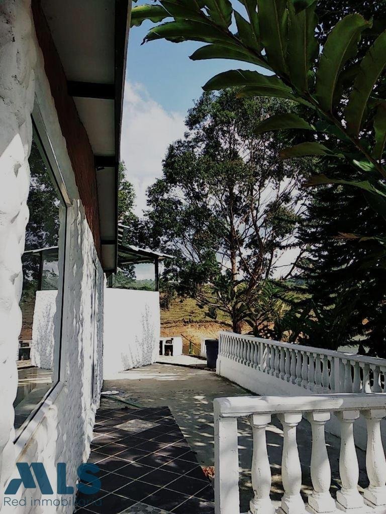 Finca in El Peñol, Peñol, Colombia 5 - 16249245