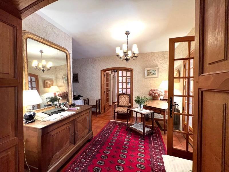 Estate in Centre, Lambesc, France 4 - 16245949