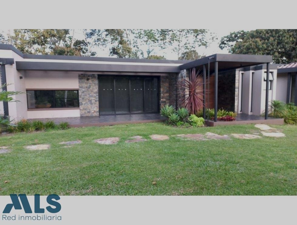 Finca in La Ceja, Retiro, Colombia 3 - 16249039