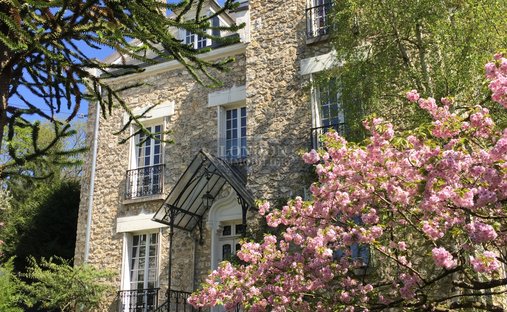 House in Domaine National du Château, Versailles, France 1