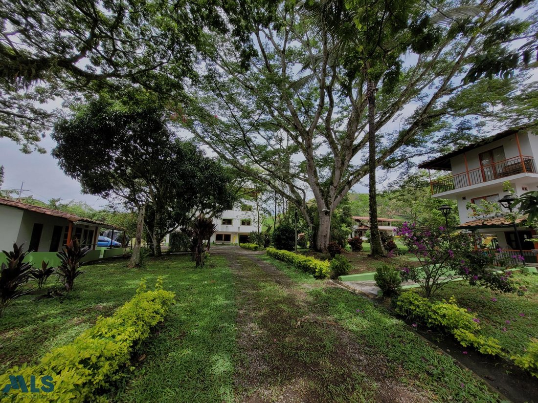 Finca in Hispania, Antioquia, Colombia 1 - 16249398