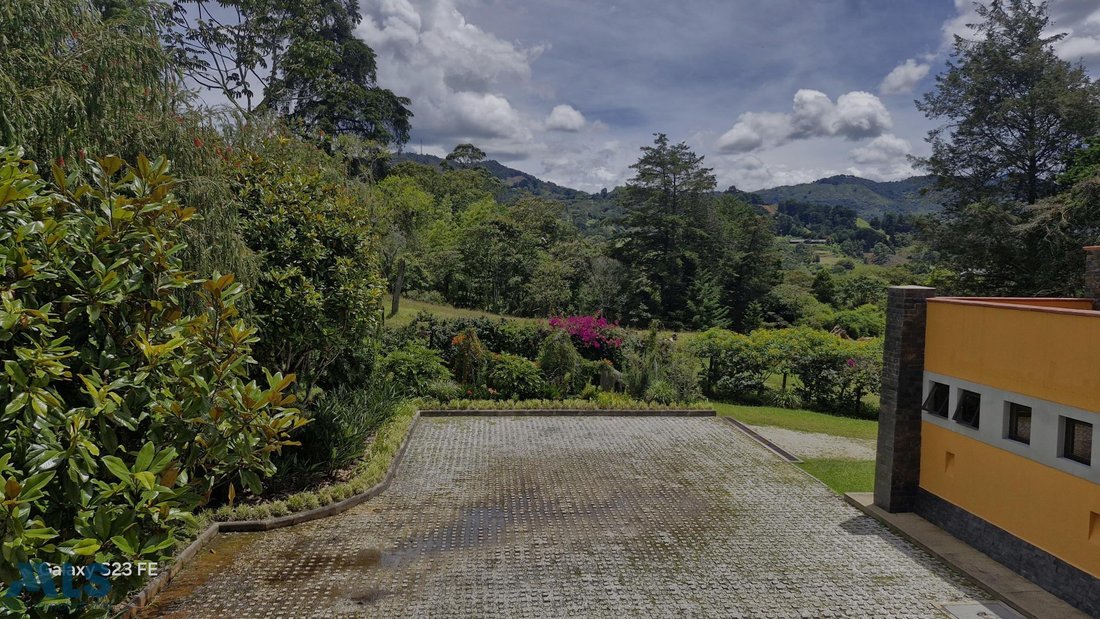 Finca in Rionegro, Antioquia, Colombia 4 - 16249007