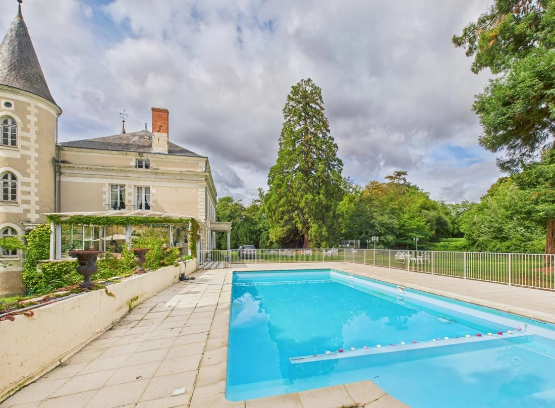 House in Tournon-Saint-Pierre, Centre-Val de Loire, France 2 - 16250610
