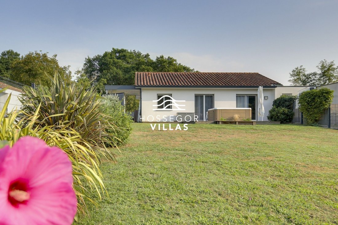House in Seignosse, Nouvelle-Aquitaine, France 1 - 16247913