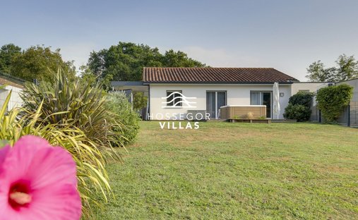 House in Seignosse, Nouvelle-Aquitaine, France 1
