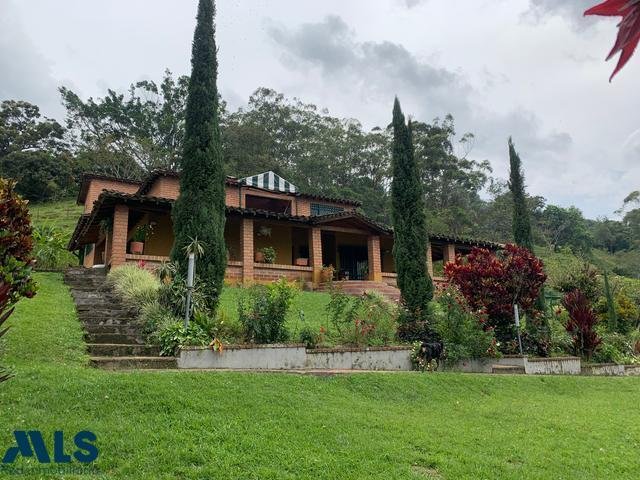 Finca in Girardota, Antioquia, Colombia 1 - 16248727
