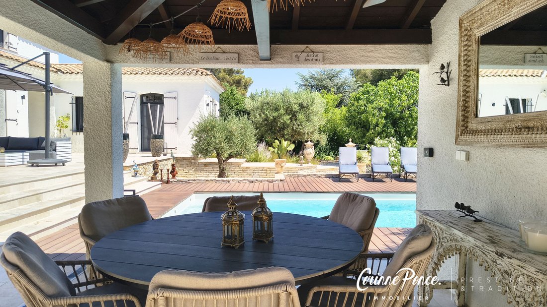 Villa in Camplanier, Nimes, France 3 - 16247389