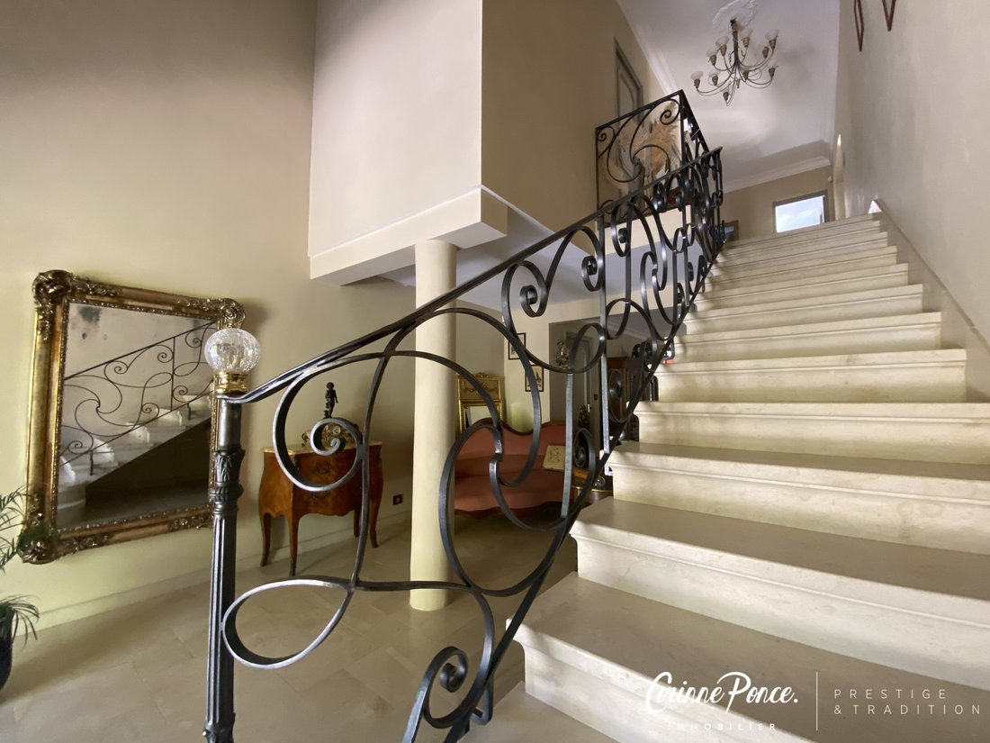 Villa in Garons, Occitania, France 3 - 16248333