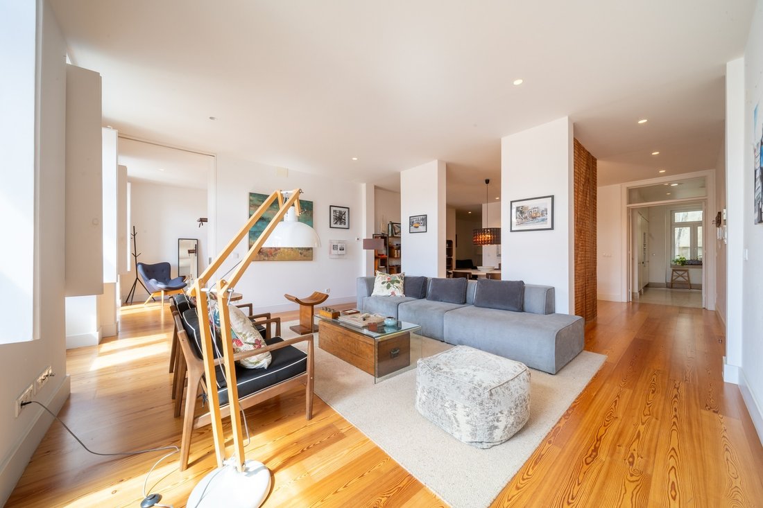 Apartment in Misericordia, Lisbon, Portugal 3 - 16251901