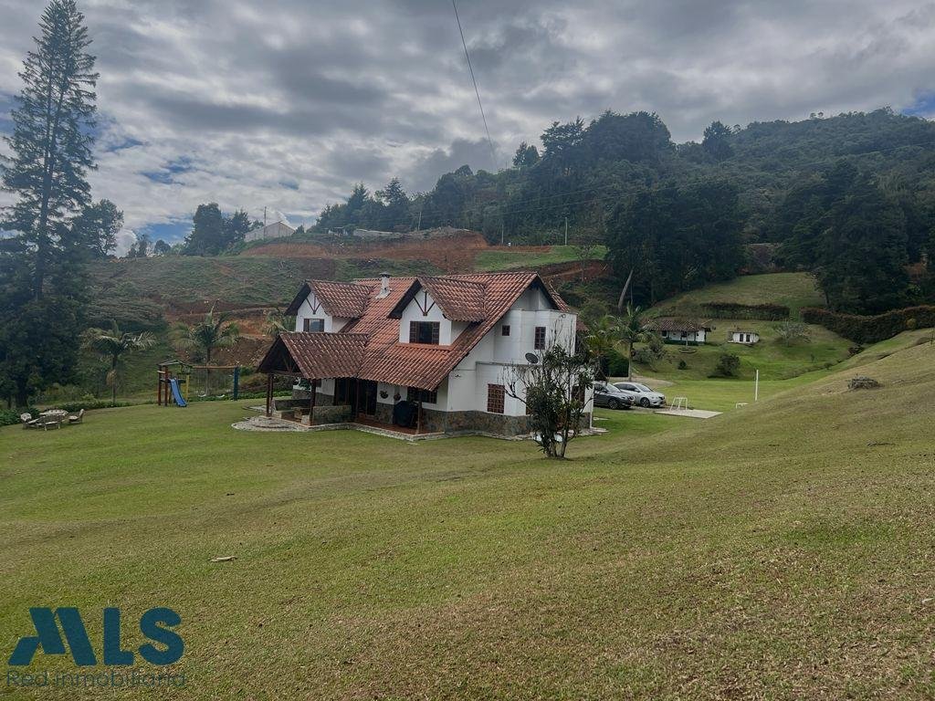 Finca in Rionegro, Rionegro, Colombia 2 - 16248745