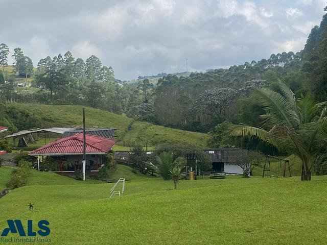 Finca a Medellín, Dipartimento di Antioquia, Colombia 5 - 16249463
