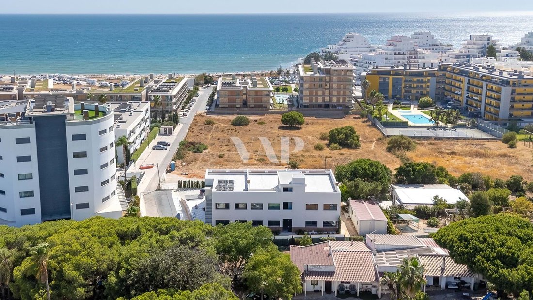 Apartment in Quarteira, Algarve, Portugal 1 - 16250014