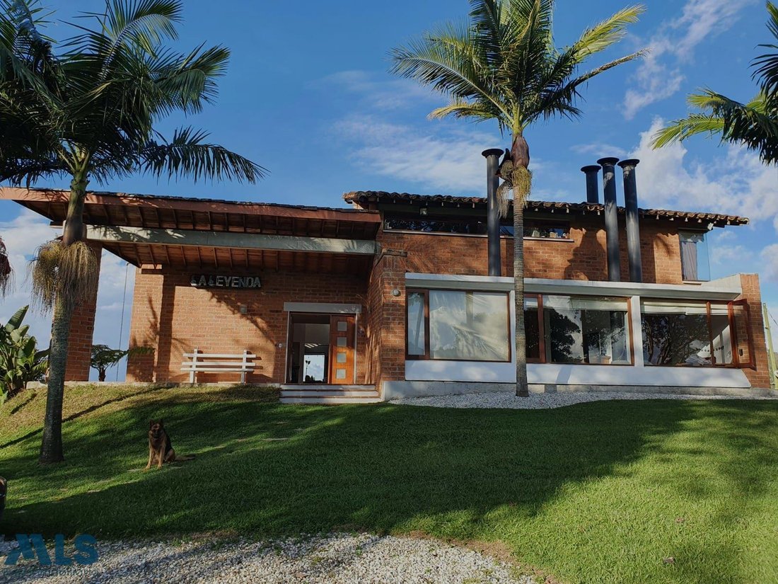 Finca in La Ceja, Antioquia, Colombia 1 - 16248805