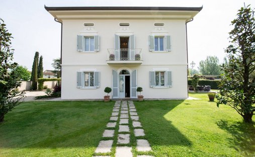 Villa in Zentrum, Capannori, Toskana 1