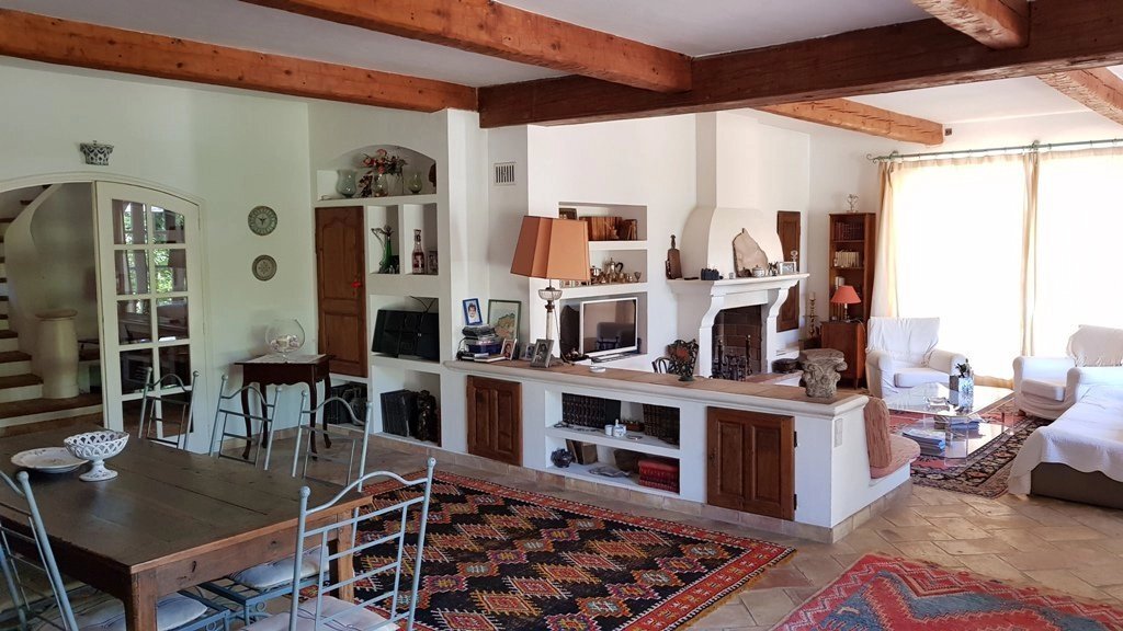 Villa in Cabasse, Provence-Alpes-Côte d'Azur, France 4 - 16249122