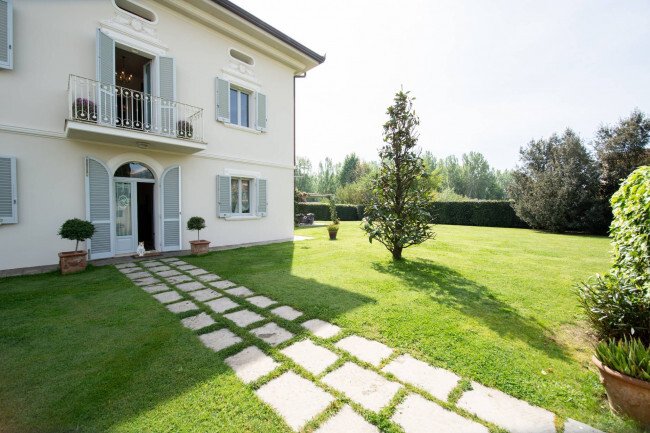 Villa in Center, Capannori, Tuscany 2 - 16250478