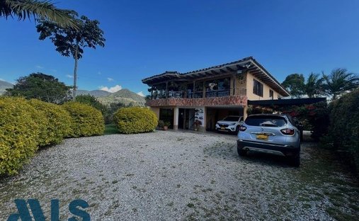 Finca in Rionegro, La Ceja, Colombia 1