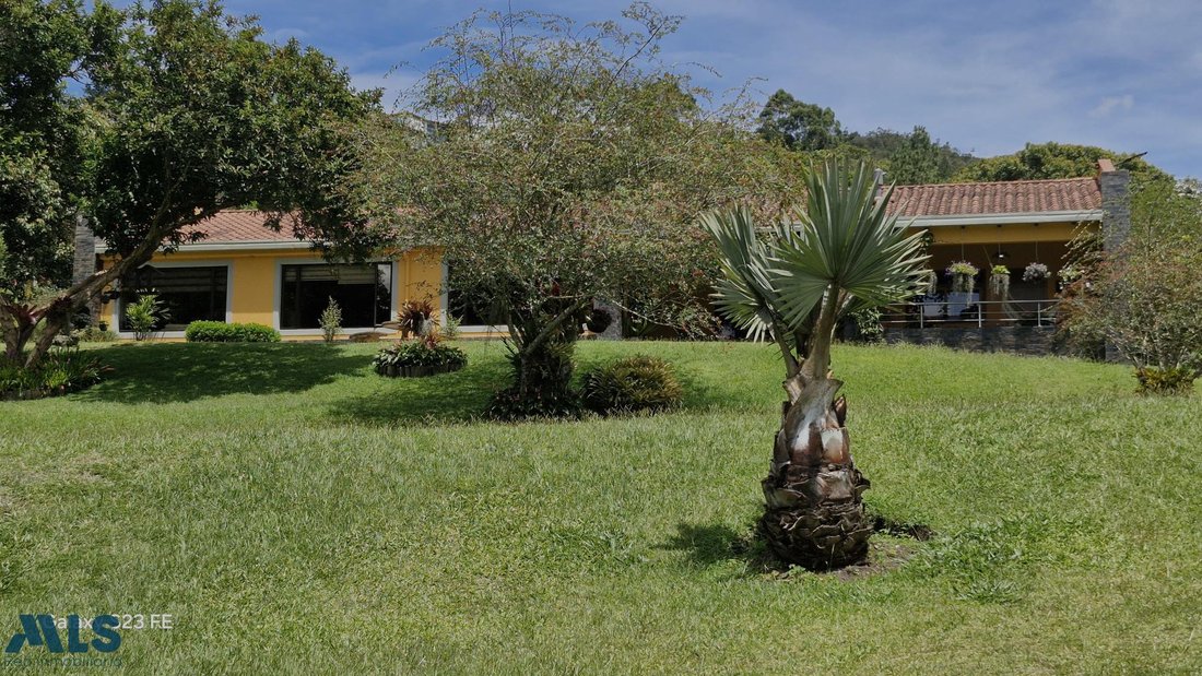 Finca in Rionegro, Antioquia, Colombia 3 - 16249007