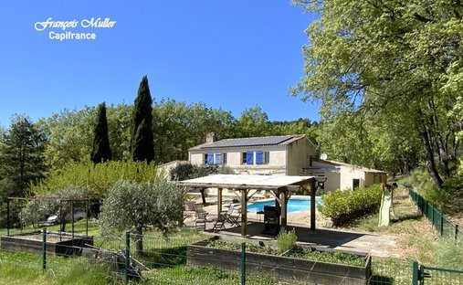 Villa in Pierrevert, Provence-Alpes-Côte d'Azur, Frankreich 1