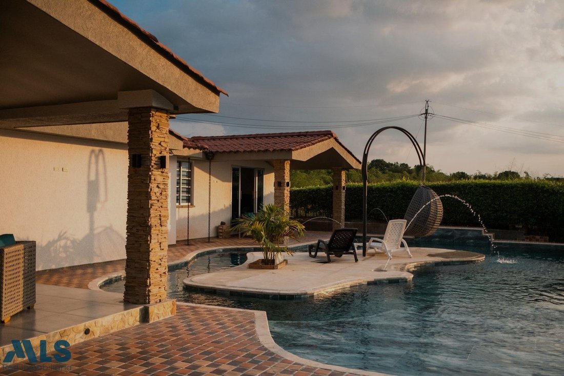Finca in Pereira, Risaralda, Colombia 5 - 16249098