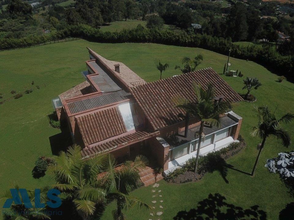 Finca in La Ceja, Antioquia, Colombia 4 - 16248805