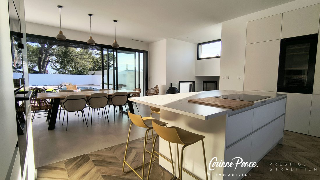 Villa in Camplanier, Nimes, France 3 - 16247812