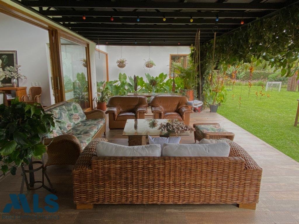 Finca in La Ceja, Antioquia, Colombia 4 - 16248747