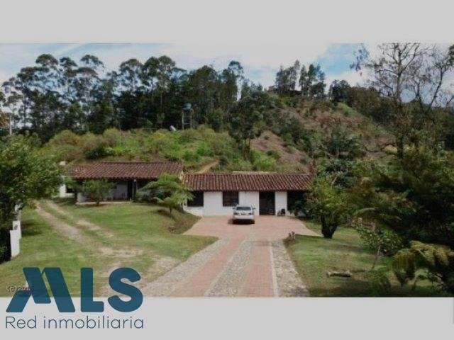 Finca in La Fe, Antioquia, Colombia 2 - 16248965
