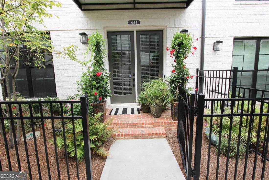 Townhouse in Alpharetta, Georgia, United States 1 - 16243750