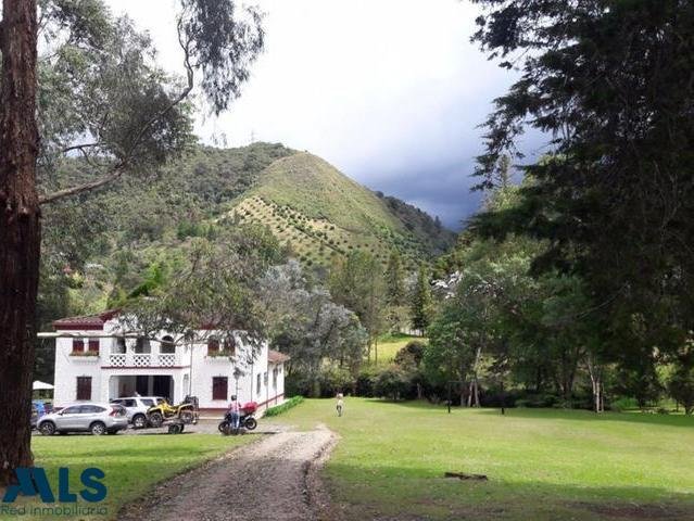 Finca in El Retiro, Retiro, Colombia 1 - 16249321