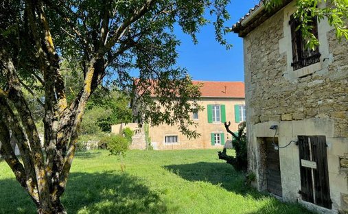 House in Ménerbes, Provence-Alpes-Côte d'Azur, France 1