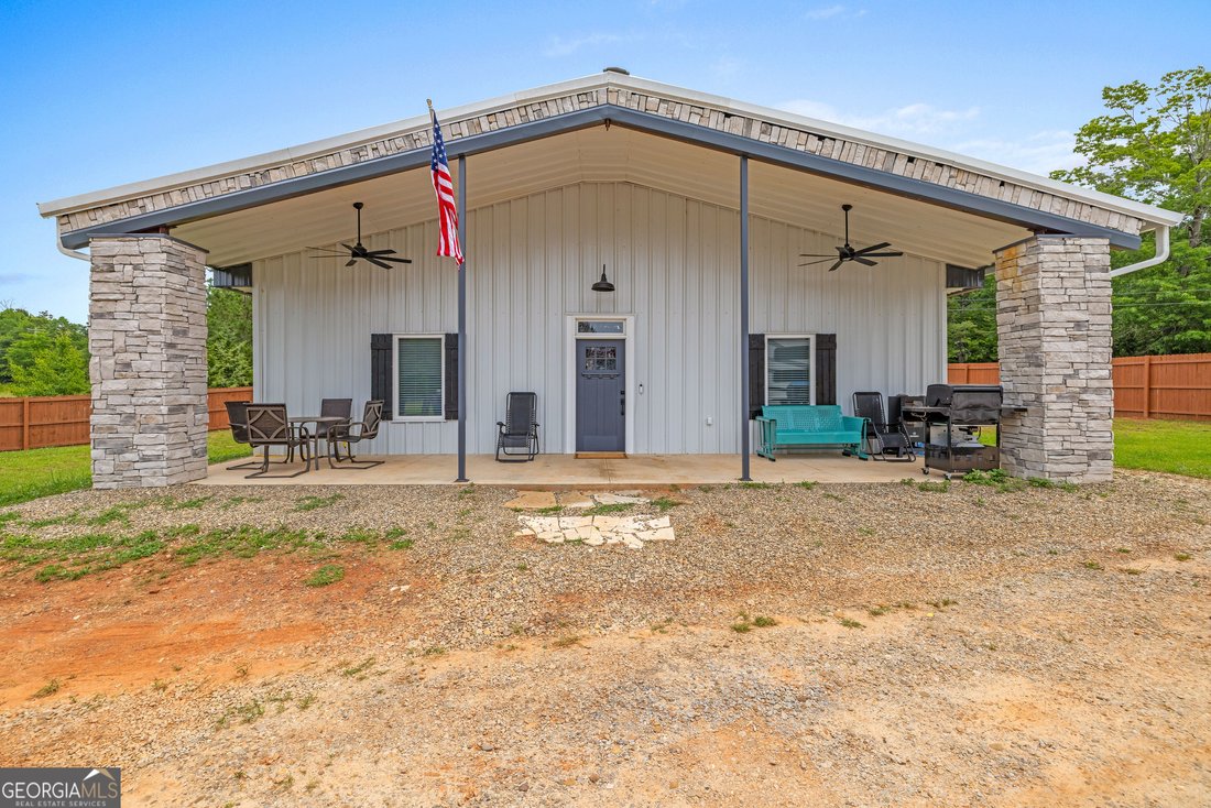House in Elberton, Georgia, United States 1 - 16243413