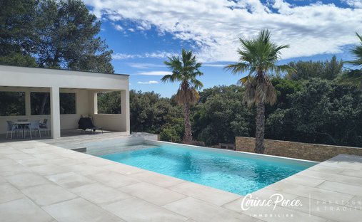 Villa in Camplanier, Nimes, France 1
